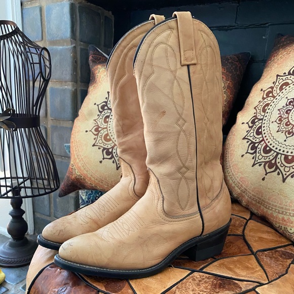 Shoes - Genuine leather beige cowboy boots